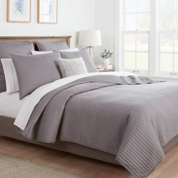 Threshold Washed Santeen Bed Quilt Blanket - Picture 3 of 6